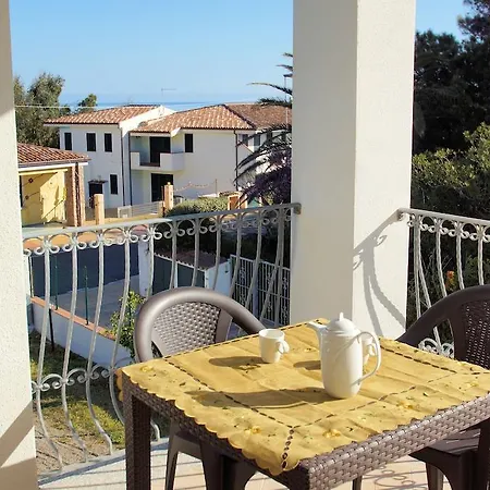 Hotell La Tartaruga Bianca 3*