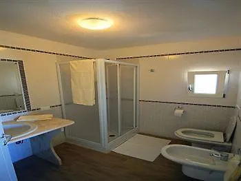 Szálloda La Tartaruga Bianca Valledoria